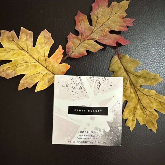 Fenty Cheeks in Poppin Petal suede powder blush by Fenty Beauty - Picture 2 of 2